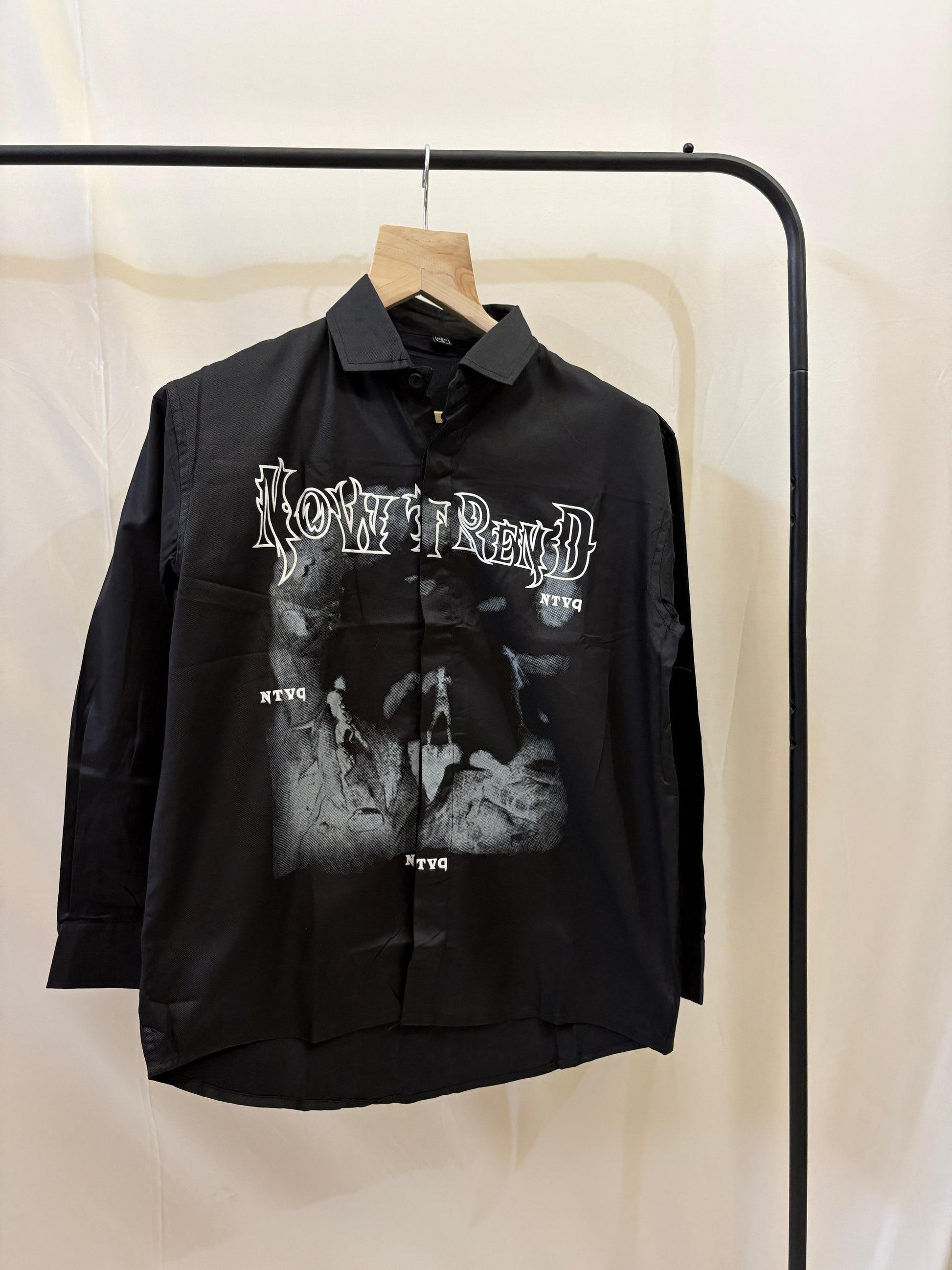 NowTrend Black Graphic Shirt